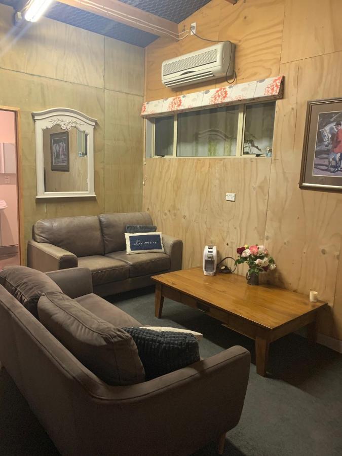 Benrose Farm Cottages 惠灵顿 外观 照片